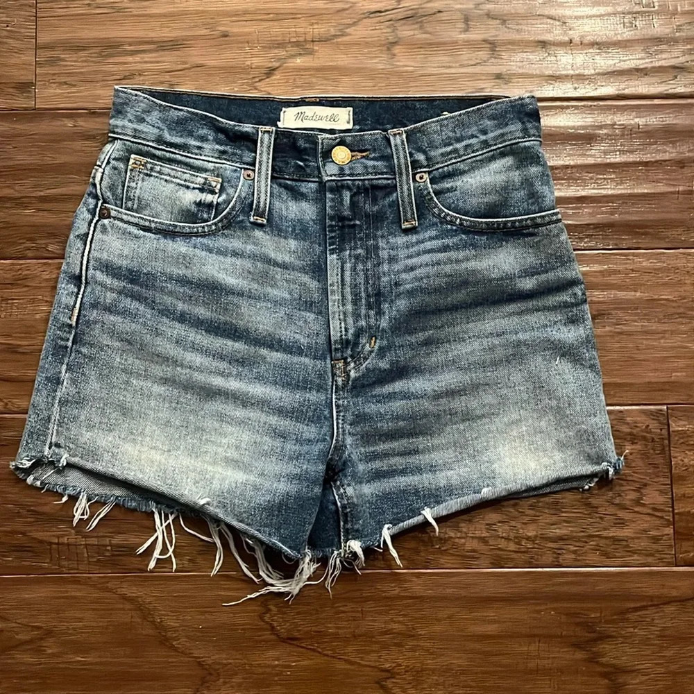 Madewell The Perfect Jean Short Size 24
